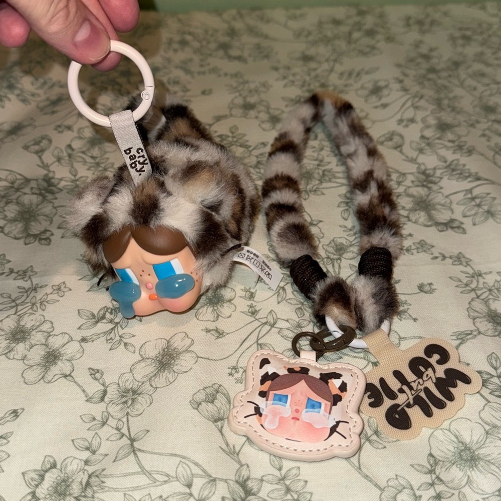 Crybaby Wild But Cutie, Pop Mart Authentic Crybaby, Vintage Cutie, bag charm